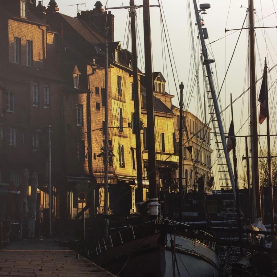 Boudin Cottage Honfleur Exterior photo